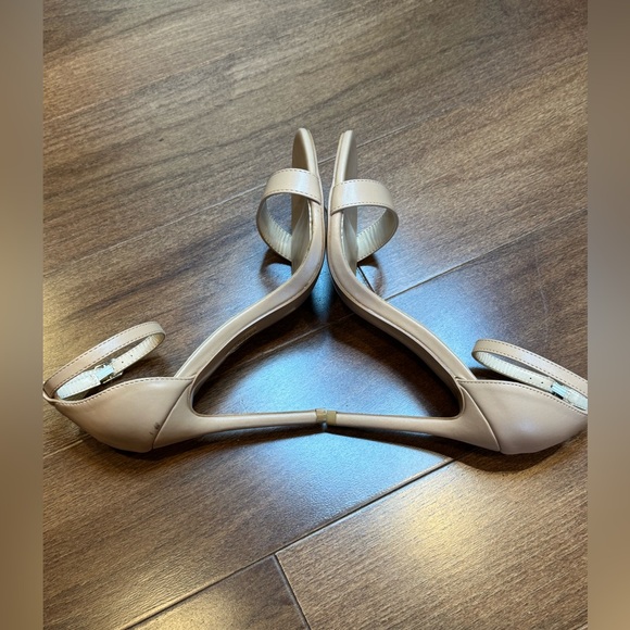 PRETTY LITTLE THING Chic Tan Ankle Strap Heels - Picture 10 of 12